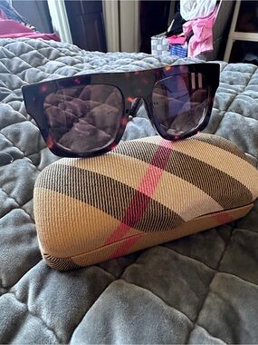 Tortoiseshell Women's Oversized Square Sunglasses - Brown